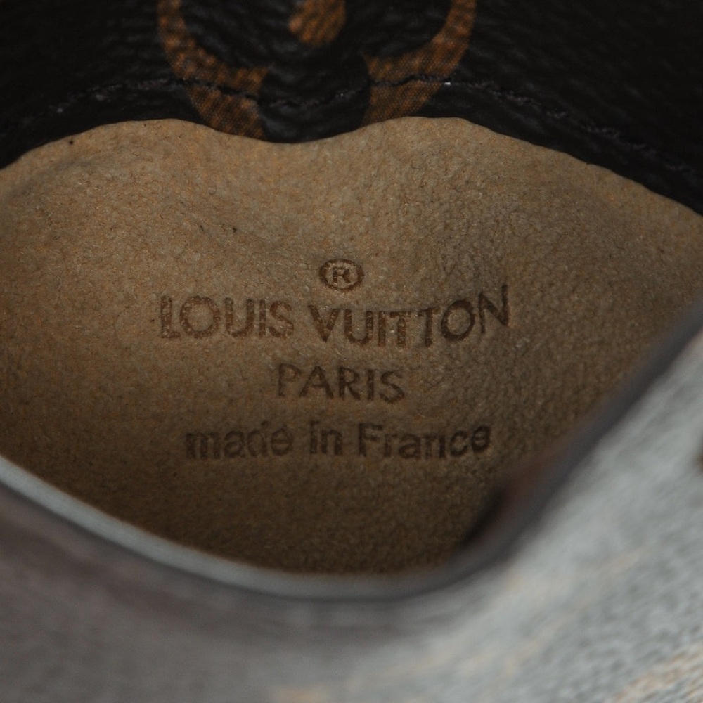 Louis Vuitton Monogram Eyewear Pouch in Dark Brown and Gold - Picture 8 of 8